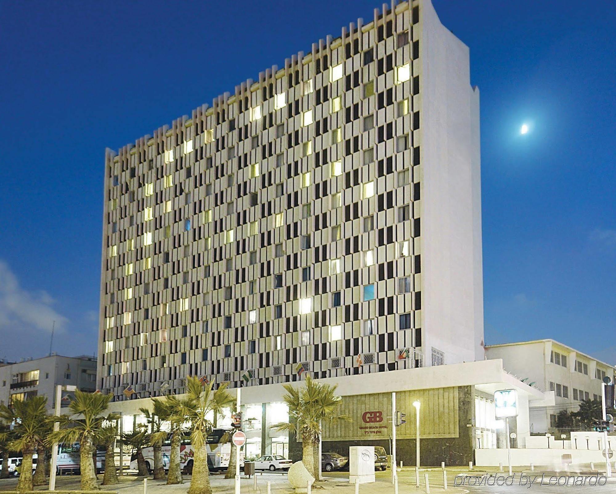 Grand Beach Hotel Тел Авив Екстериор снимка
